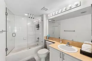 1155 Brickell Bay Dr, Miami, FL 33131 - Photo 27