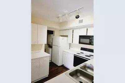 2640 S University Drive #222, Davie, FL 33328 - Photo 7