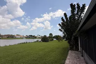 8499 Lakepoint Ct, Lake Worth, FL 33467 - Photo 13