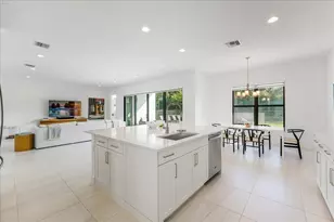 17496 Sparkling River Rd, Boca Raton, FL 33496 - Photo 3