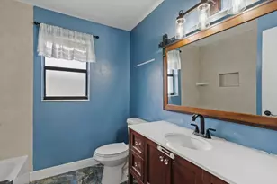 10927 NW 29th Ct, Sunrise, FL 33322 - Photo 19