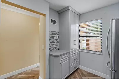 10927 NW 29th Court, Sunrise, FL 33322 - Photo 5