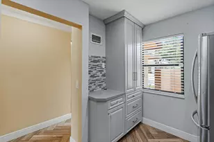 10927 NW 29th Ct, Sunrise, FL 33322 - Photo 5