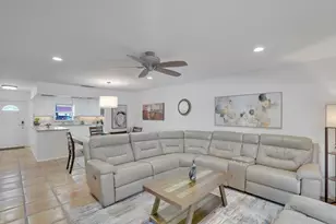 772 Nantucket Cir, Lake Worth, FL 33467 - Photo 13