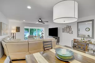 772 Nantucket Cir, Lake Worth, FL 33467 - Photo 9
