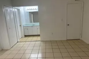 2031 NE 139th St, North Miami Beach, FL 33181 - Photo 5