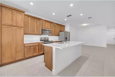 540 Sanderling Circle, Deerfield Beach, FL 33442 - Photo 3