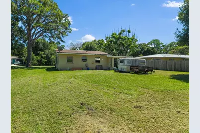 7902 Hamilton Avenue, Fort Pierce, FL 34951 - Photo 29