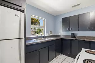 7902 Hamilton Ave, Fort Pierce, FL 34951 - Photo 11