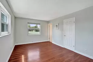 5911 NE 14th Ln, Fort Lauderdale, FL 33334 - Photo 15