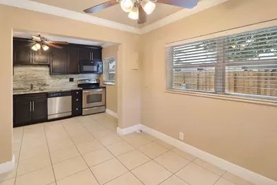 5249 NE 4th Terrace, Oakland Park, FL 33334 - Photo 9