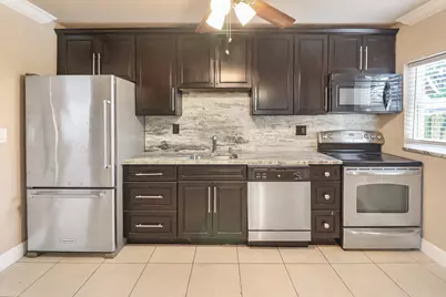 5249 NE 4th Terrace, Oakland Park, FL 33334 - Photo 7