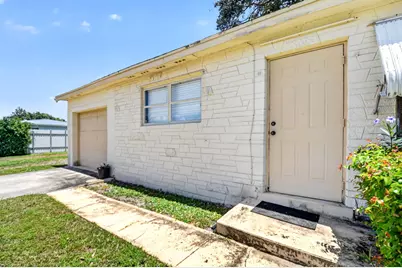 1572 Woodland Avenue, West Palm Beach, FL 33415 - Photo 3