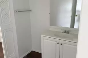 3475 N Country Club Dr, Aventura, FL 33180 - Photo 9