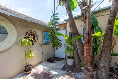 1016 N E Street, Lake Worth Beach, FL 33460 - Photo 29