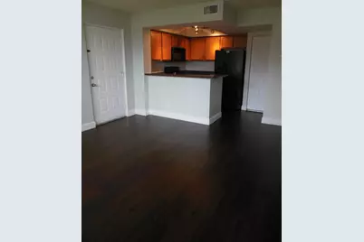 700 Executive Center Drive #25, West Palm Beach, FL 33401 - Photo 7