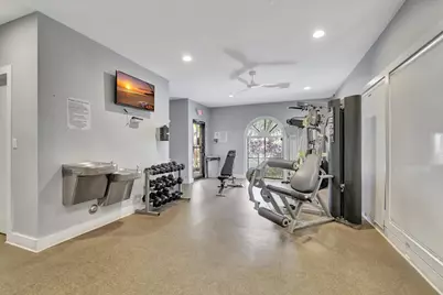 700 Executive Center Drive #25, West Palm Beach, FL 33401 - Photo 17