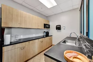 401 SW 4th Ave, Fort Lauderdale, FL 33315 - Photo 23