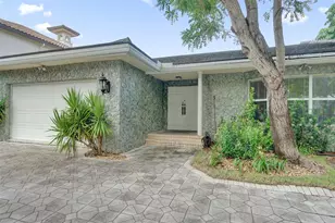 2427 Sea Island Dr, Fort Lauderdale, FL 33301 - Photo 39
