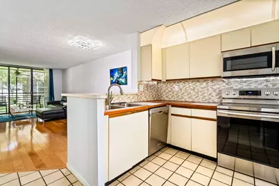 7579 NW 79th Avenue #204, Tamarac, FL 33321 - Photo 7