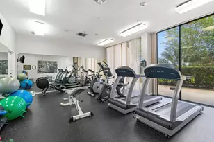 2450 Presidential Way, West Palm Beach, FL 33401 - Photo 33
