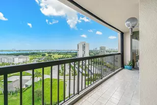 2450 Presidential Way, West Palm Beach, FL 33401 - Photo 23