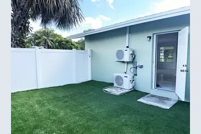 425 SW 18th Avenue, Fort Lauderdale, FL 33312 - Photo 11