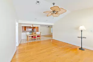 821 SE 16th St, Deerfield Beach, FL 33441 - Photo 13