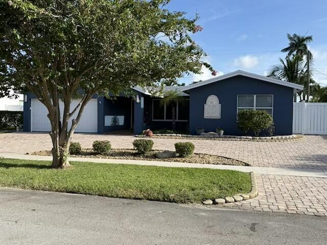 821 SE 16th St - 821 SE 16th St, Deerfield Beach, FL 33441 Luxury Property | Jose Angel Pina