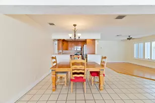 821 SE 16th St, Deerfield Beach, FL 33441 - Photo 9