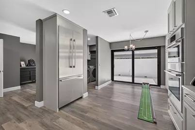 2435 Presidential Way #G, West Palm Beach, FL 33401 - Photo 9