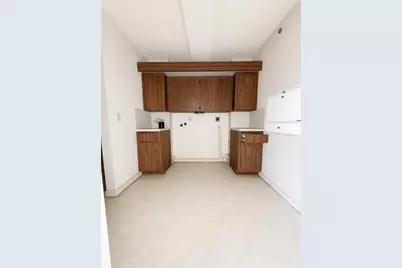 3540 Whitehall Drive #105, West Palm Beach, FL 33401 - Photo 11