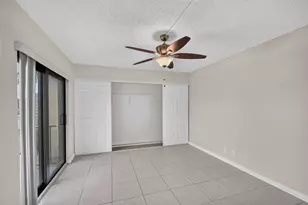 744 Springdale Cir, Palm Springs, FL 33461 - Photo 23
