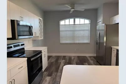 822 NW Sorrento Lane, Port Saint Lucie, FL 34986 - Photo 11