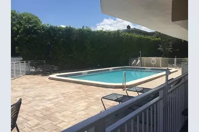 3220 Bayview Drive NE #102, Fort Lauderdale, FL 33306 - Photo 13