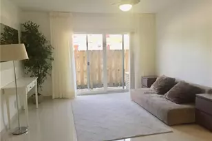 3220 Bayview Dr NE, Fort Lauderdale, FL 33306 - Photo 17