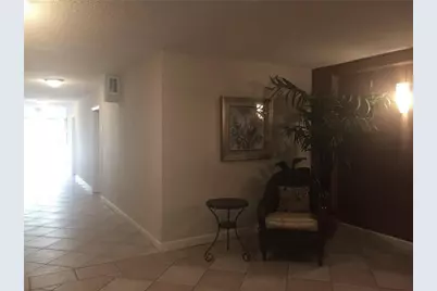 3220 Bayview Drive NE #102, Fort Lauderdale, FL 33306 - Photo 9
