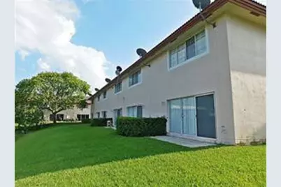 8985 NW 38th Drive, Coral Springs, FL 33065 - Photo 15