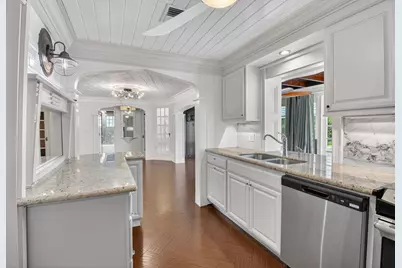 105 NW 8th Place, Boynton Beach, FL 33426 - Photo 11