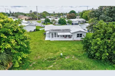 105 NW 8th Place, Boynton Beach, FL 33426 - Photo 41