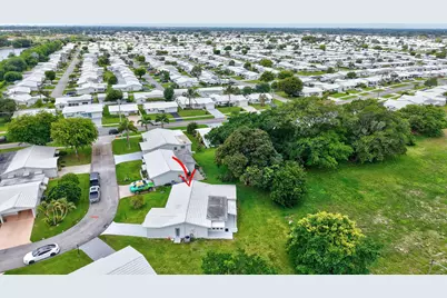 105 NW 8th Place, Boynton Beach, FL 33426 - Photo 37