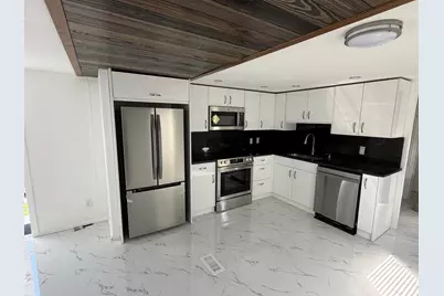 8517 SW 17th Court, Davie, FL 33324 - Photo 3