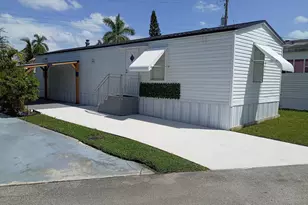 8517 SW 17th Ct, Davie, FL 33324 - Photo 1