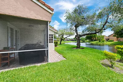 8211 NW 70th Street, Tamarac, FL 33321 - Photo 3