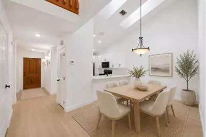 8211 NW 70th Street, Tamarac, FL 33321 - Photo 13