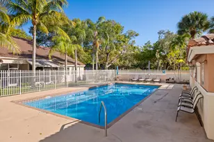 8211 NW 70th St, Tamarac, FL 33321 - Photo 31