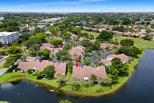 8211 NW 70th St, Tamarac, FL 33321 - Photo 3