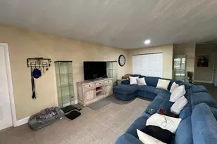 8435 NW 10th St, Plantation, FL 33322 - Photo 3