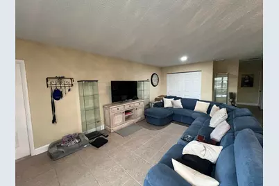 8435 NW 10th Street #B50, Plantation, FL 33322 - Photo 3