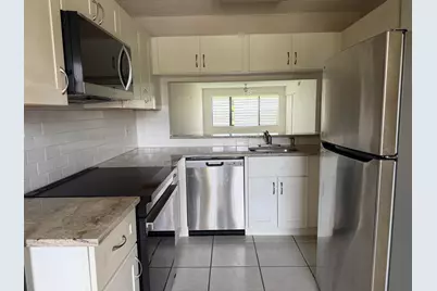 4692 Lucerne Lakes Boulevard E #106, Lake Worth, FL 33467 - Photo 5